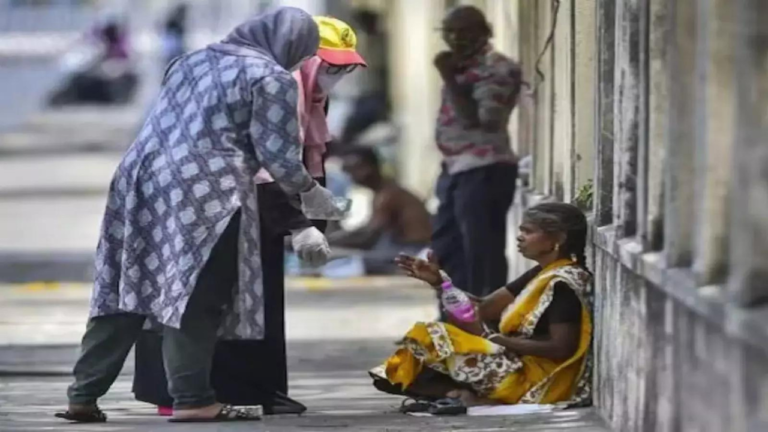 This city will now impose fine, lodge FIR if you give money to beggars