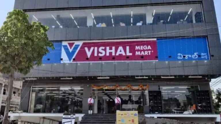 vishal-mega-mart-valued-at-₹49,250-crore-in-debut-trade:-report