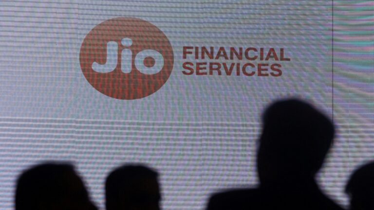 Jio Financial Services Q3 net profit flat at  ₹295 crore